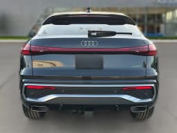 Audi Q5 Sportback Premium Plus 2.0 TFSI quattro 2026 — side view