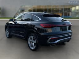 Audi Q5 Sportback Premium Plus 2.0 TFSI quattro 2026 — side view