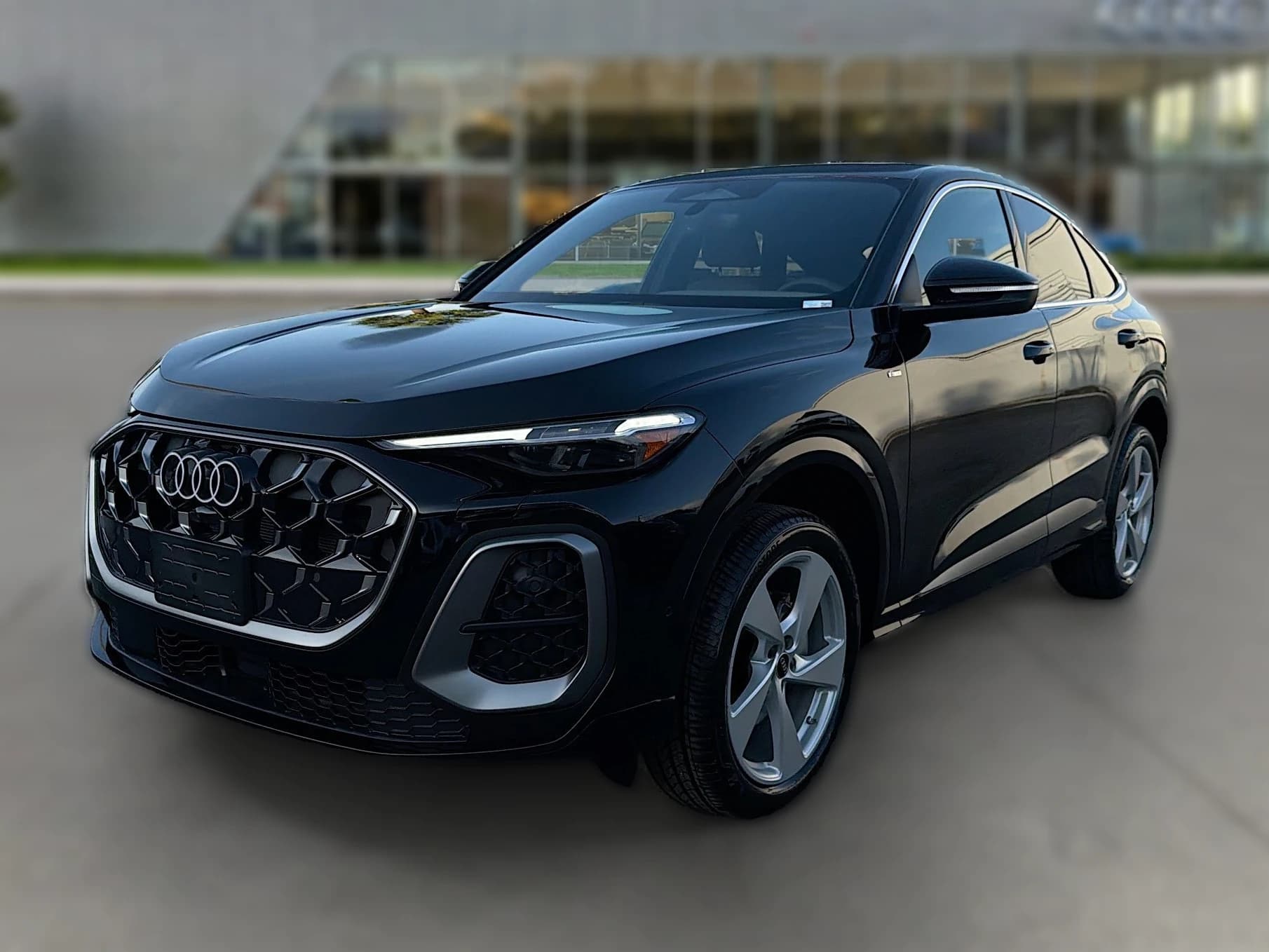Audi Q5 Sportback Premium Plus 2.0 TFSI quattro 2026 — side view