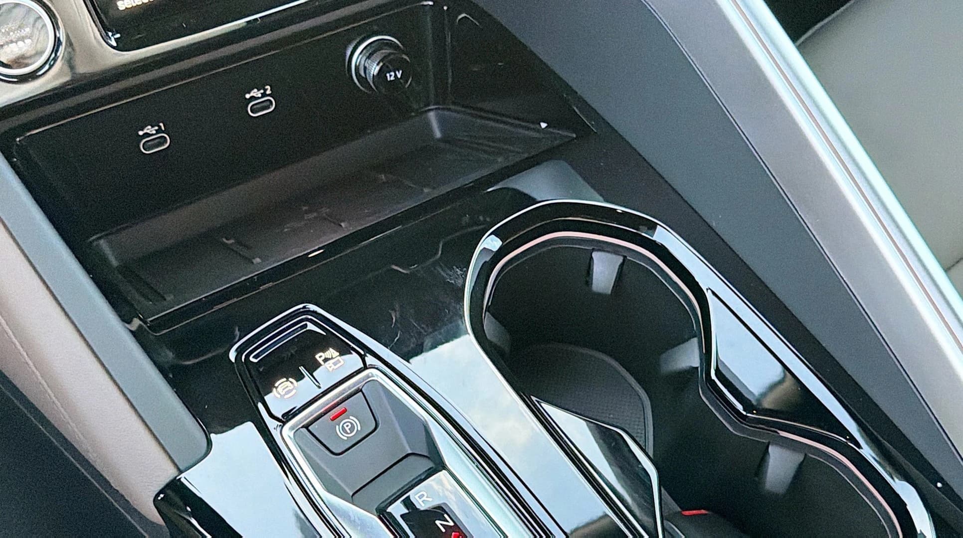 Audi Q5 Sportback Premium Plus 2.0 TFSI quattro 2026 — side view
