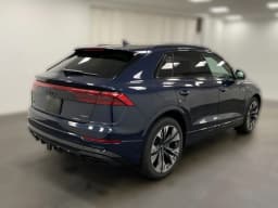 Audi Q8 Premium Plus quattro 2026 — side view