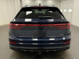 Audi Q8 Premium Plus quattro 2026 — side view