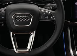 Audi Q8 Premium Plus quattro 2026 — side view