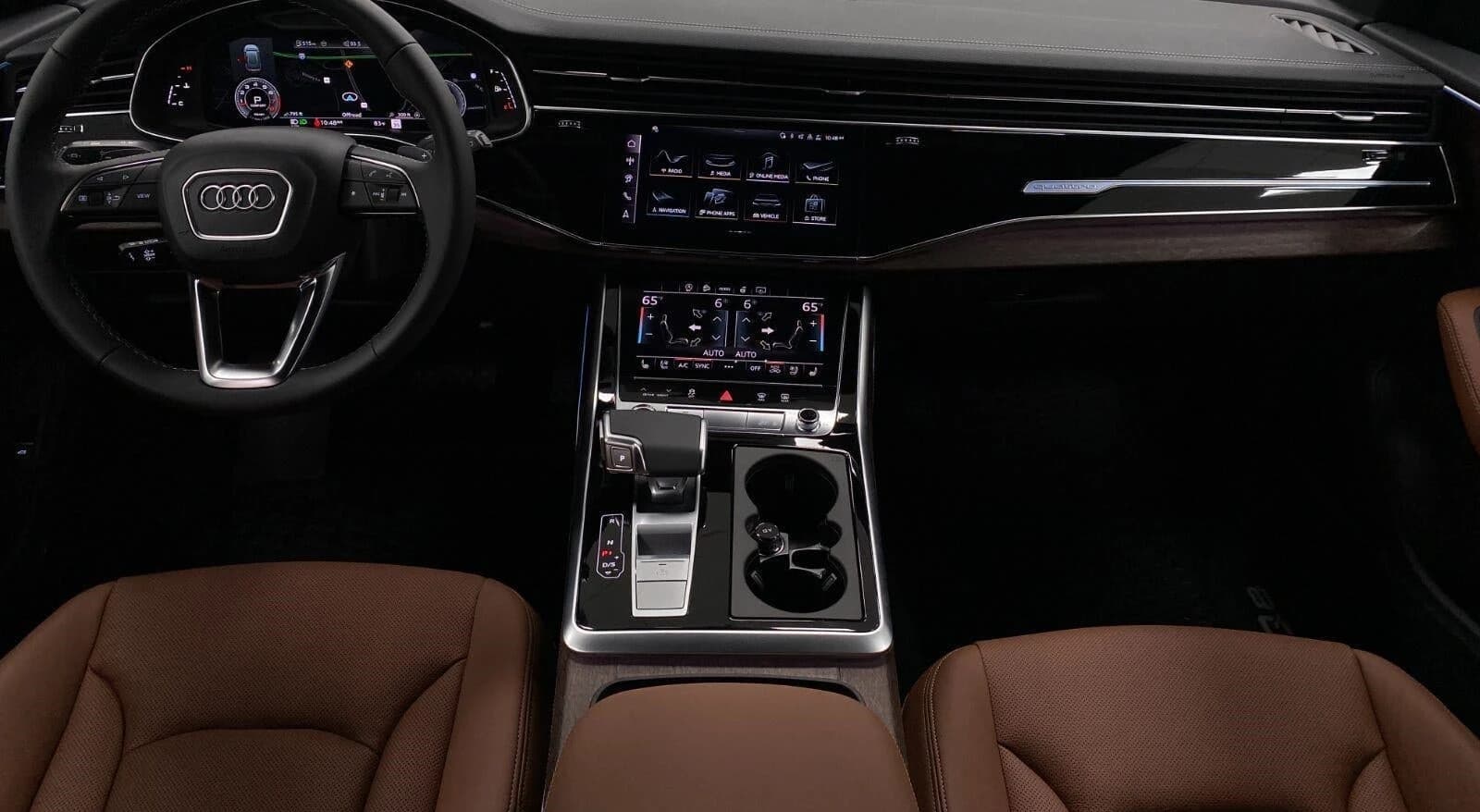 Audi Q8 Premium Plus quattro 2026 — side view