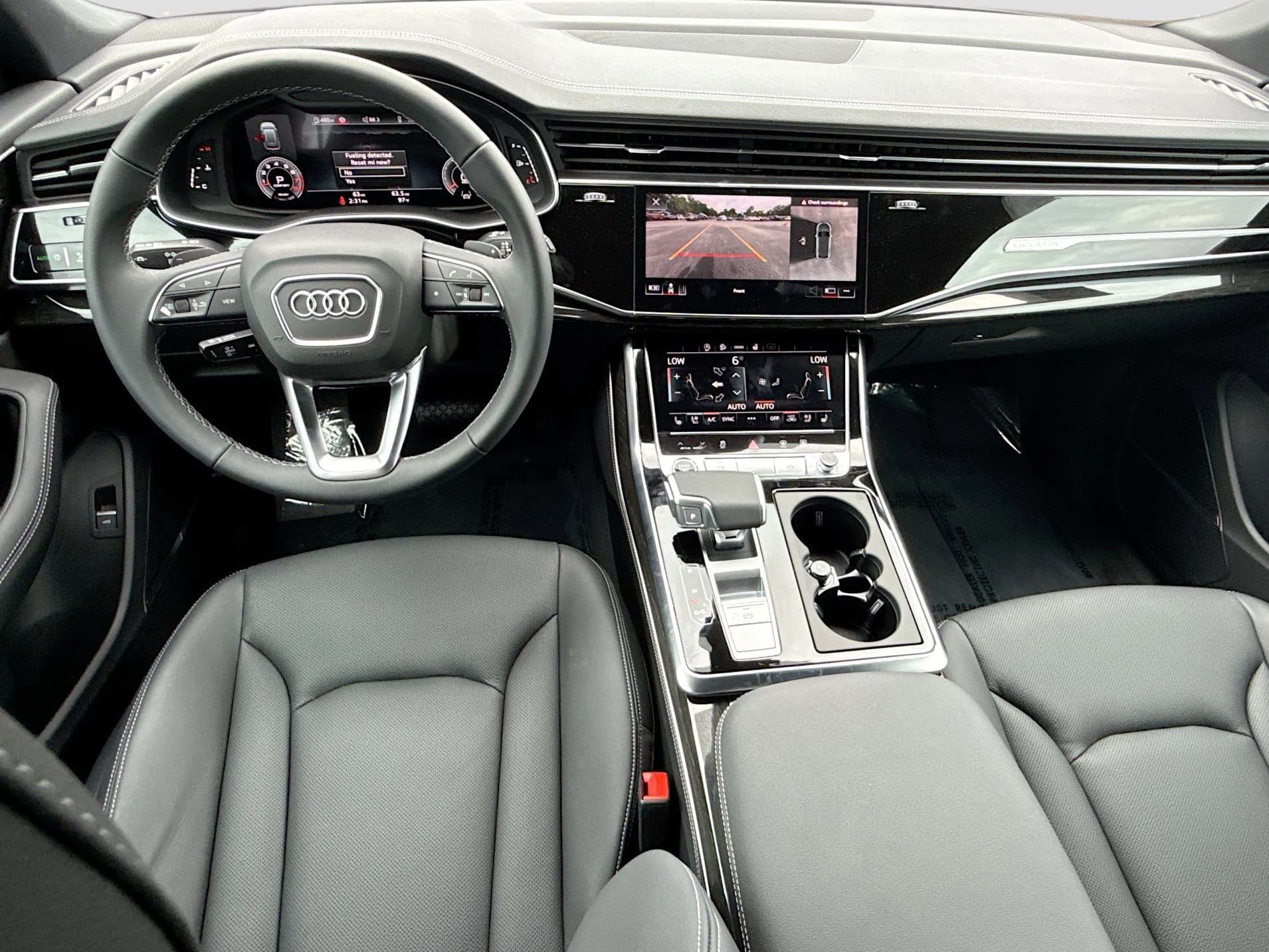 Audi Q8 Premium Plus quattro 2026 — side view