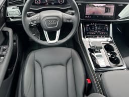 Audi Q8 Premium Plus quattro 2026 — side view