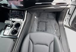 Audi Q8 Premium Plus quattro 2026 — side view