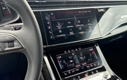 Audi Q8 Premium Plus quattro 2026 — side view