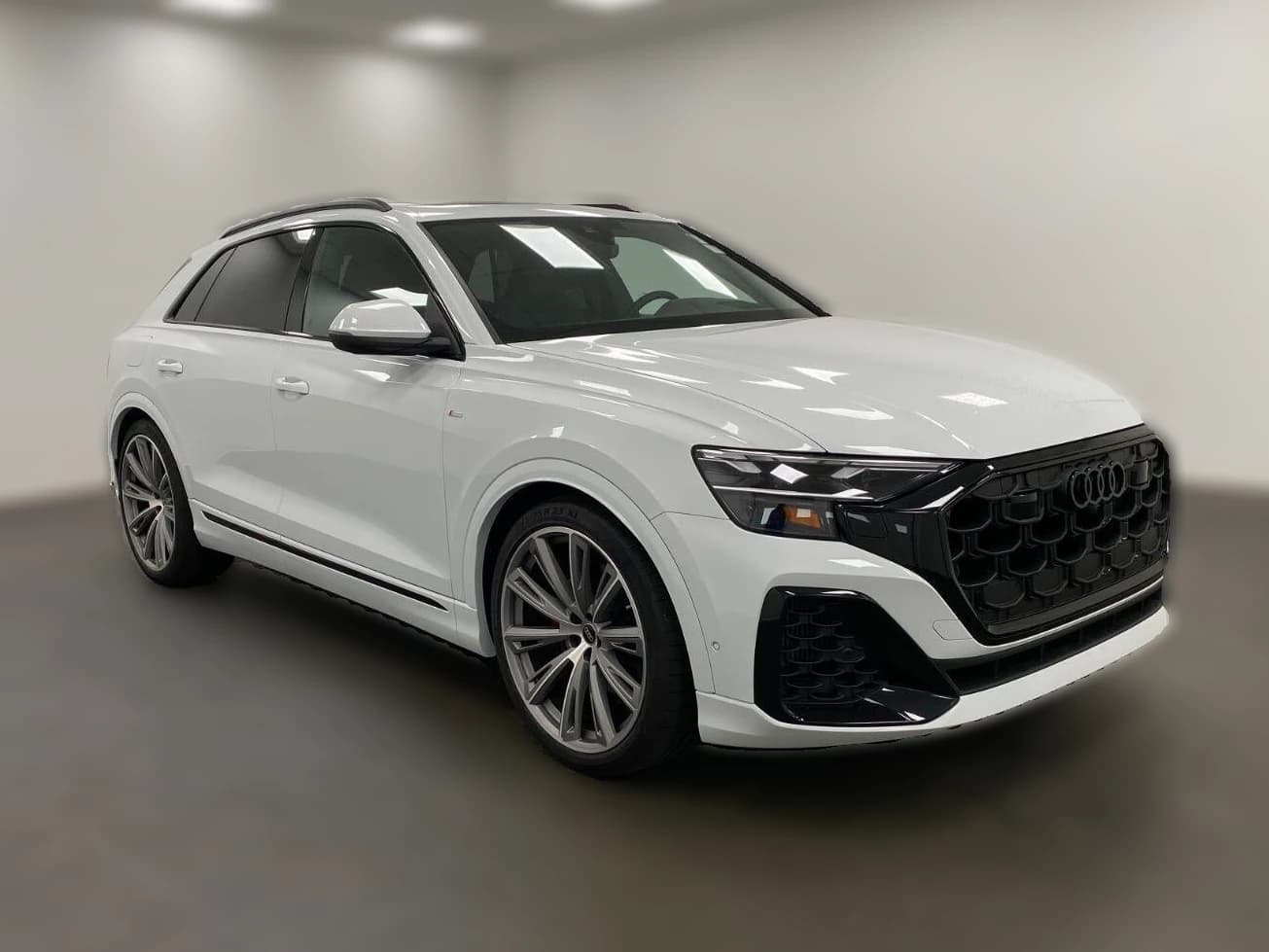 Audi Q8 Prestige quattro 2026 — side view