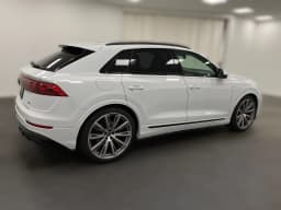 Audi Q8 Prestige quattro 2026 — side view