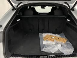 Audi Q8 Prestige quattro 2026 — side view