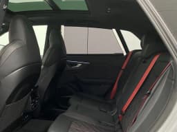 Audi Q8 Prestige quattro 2026 — side view