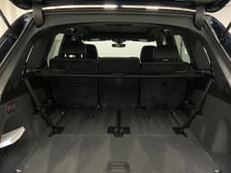 Audi Q7 Premium Plus 45 quattro 2026 — side view