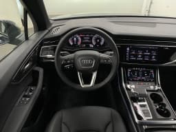 Audi Q7 Premium Plus 45 quattro 2026 — side view