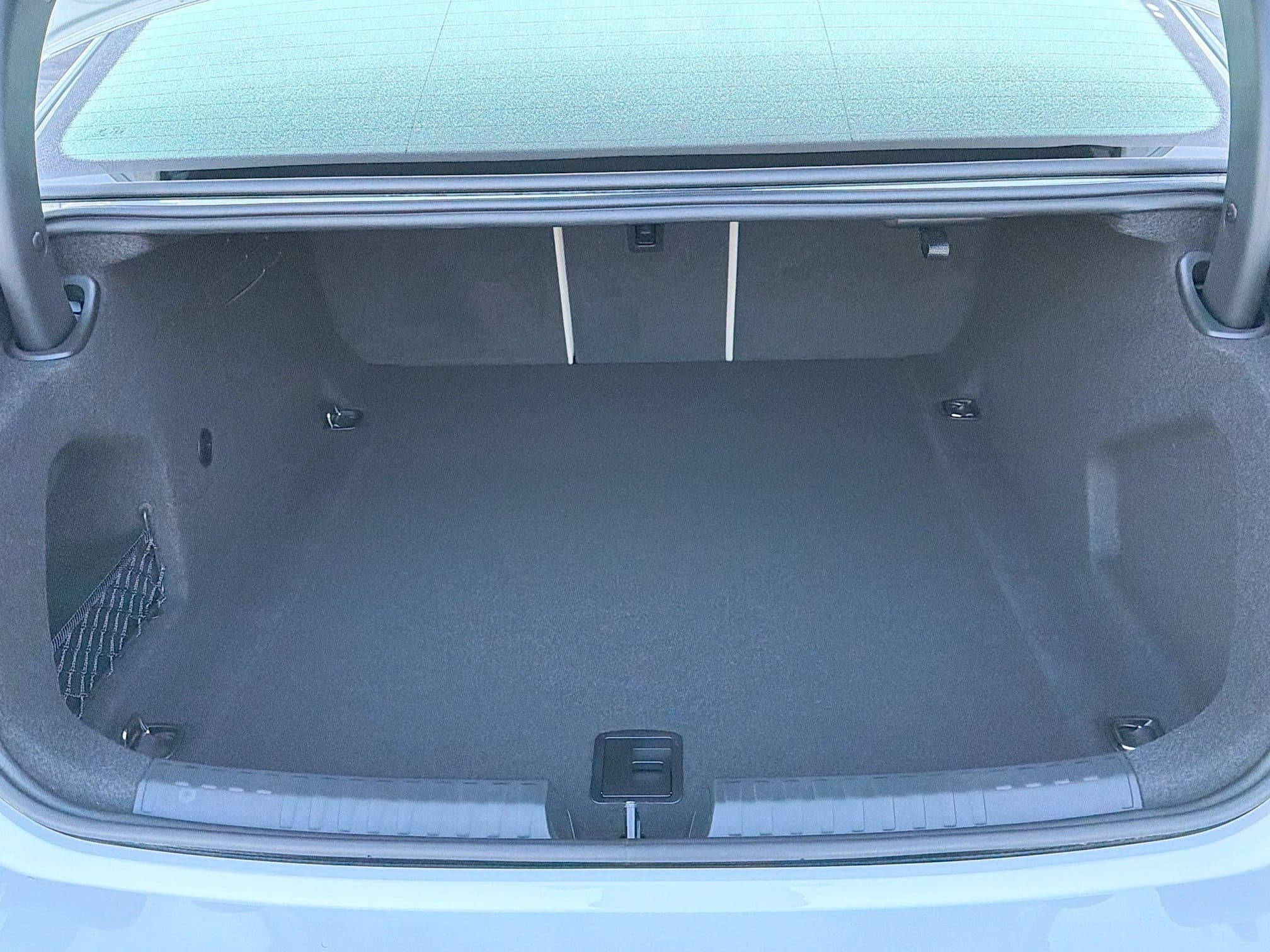 Audi A6 Sedan Premium quattro 2026 — side view