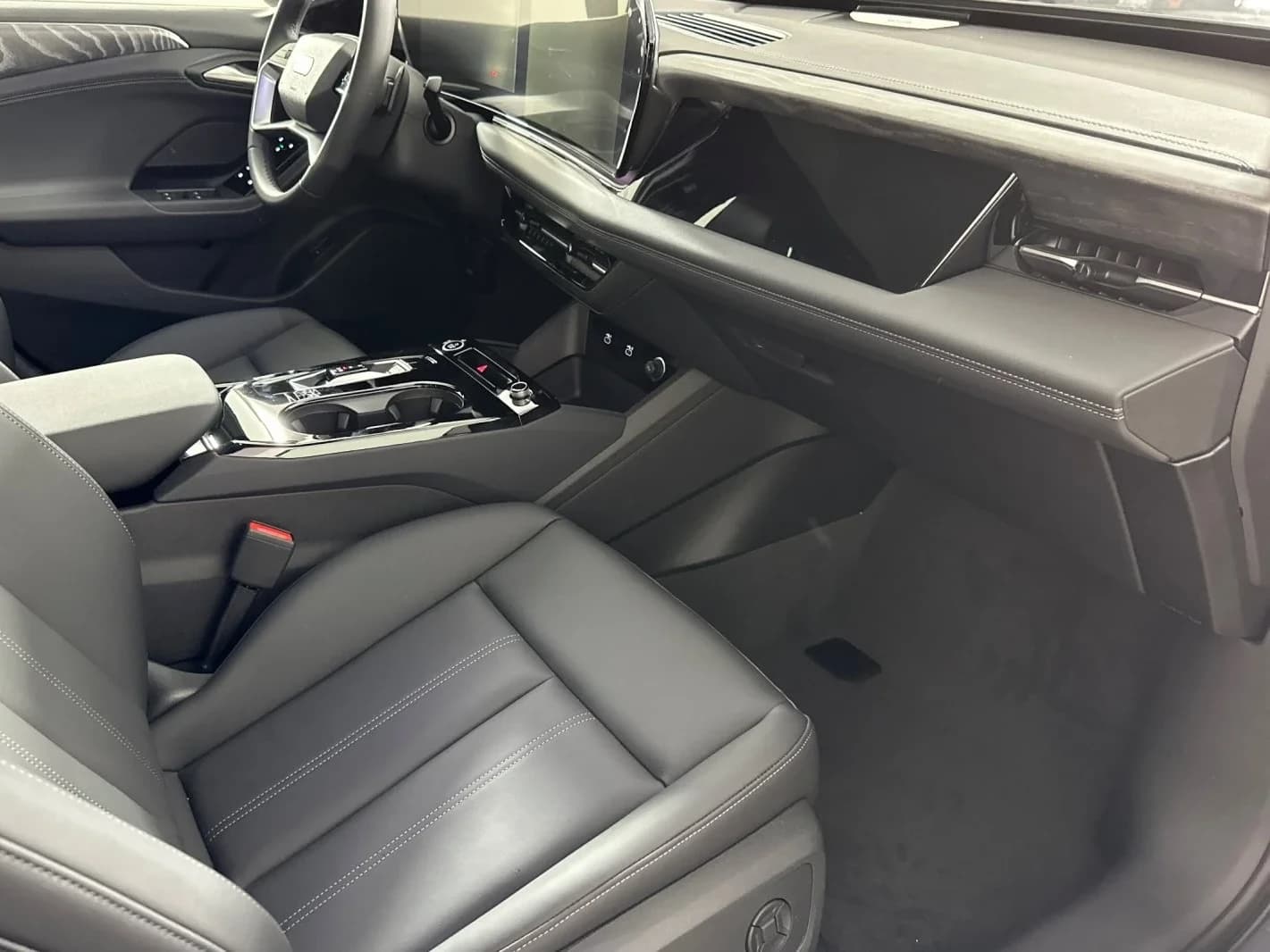 Audi A6 e-tron Premium RWD 2027 — side view