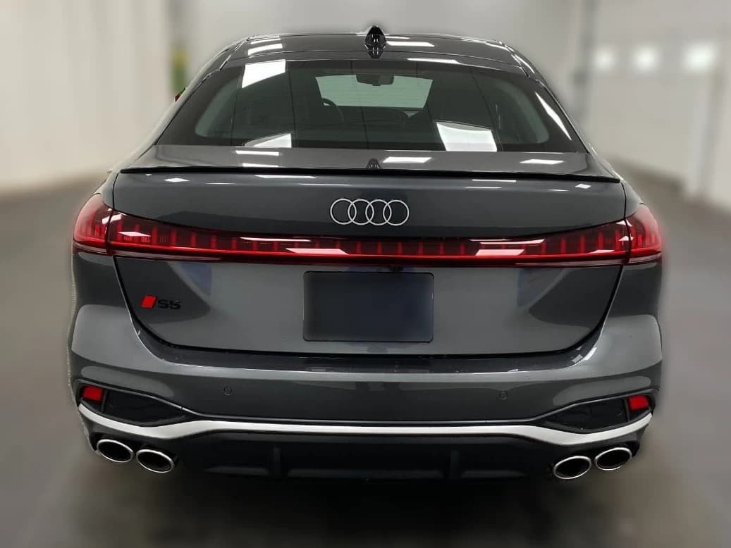 Audi S5 Premium Plus 3.0 TFSI quattro 2026 — side view