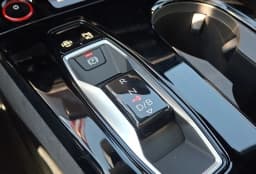 Audi S6 e-tron Prestige quattro 2027 — side view