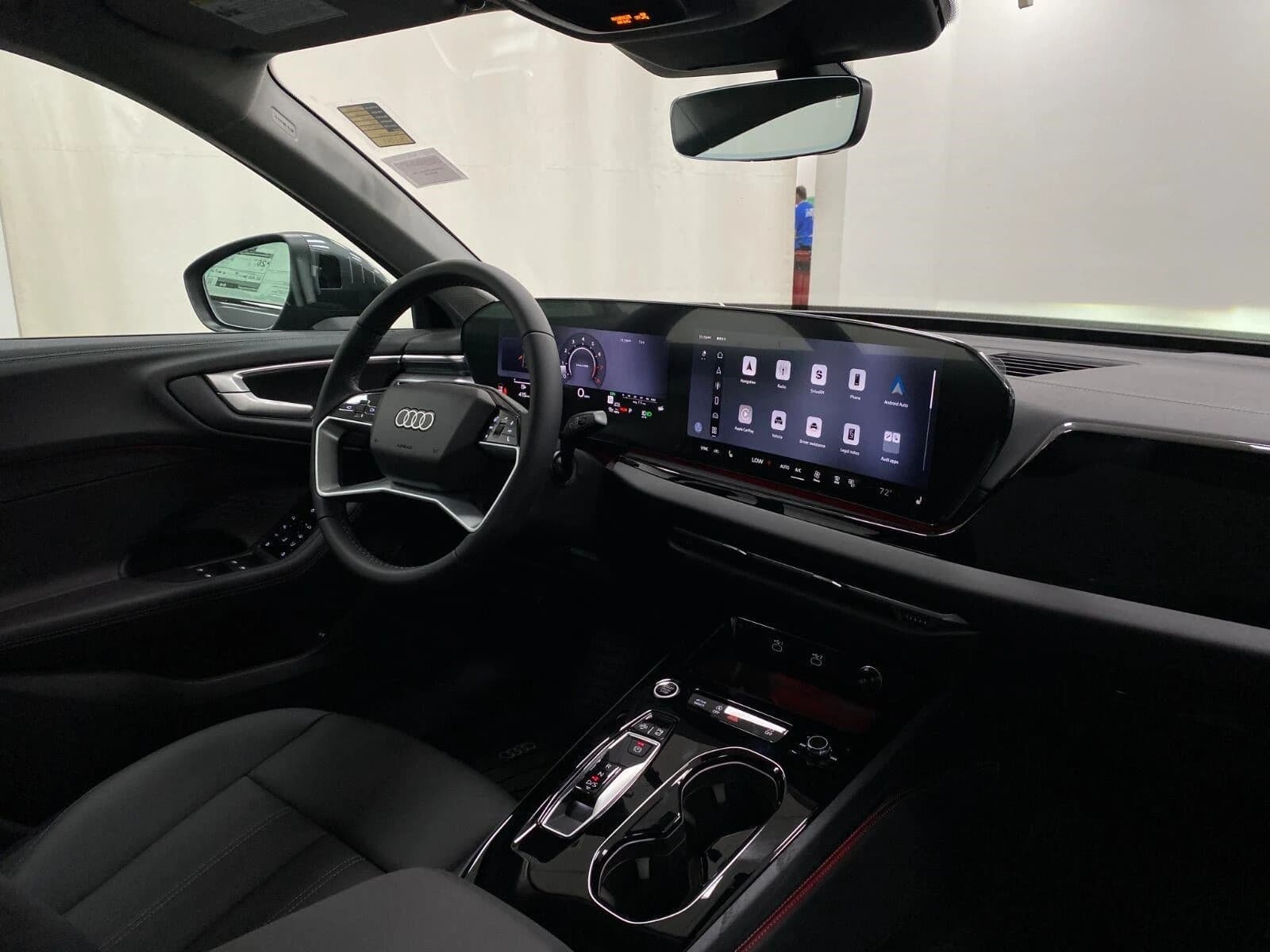 Audi A5 Premium 2.0 TFSI quattro 2026 — side view