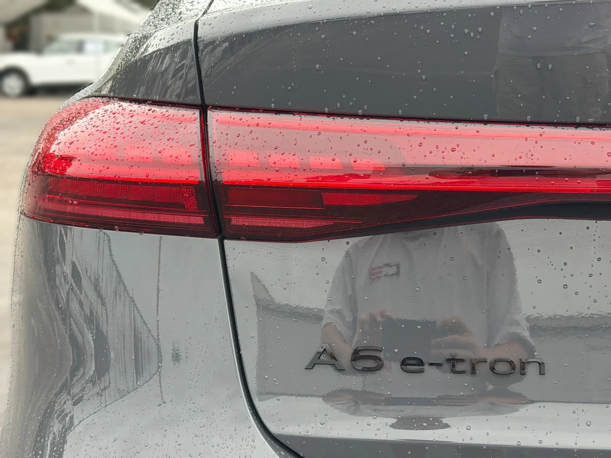 Audi A6 e-tron Premium Plus quattro 2027 — side view