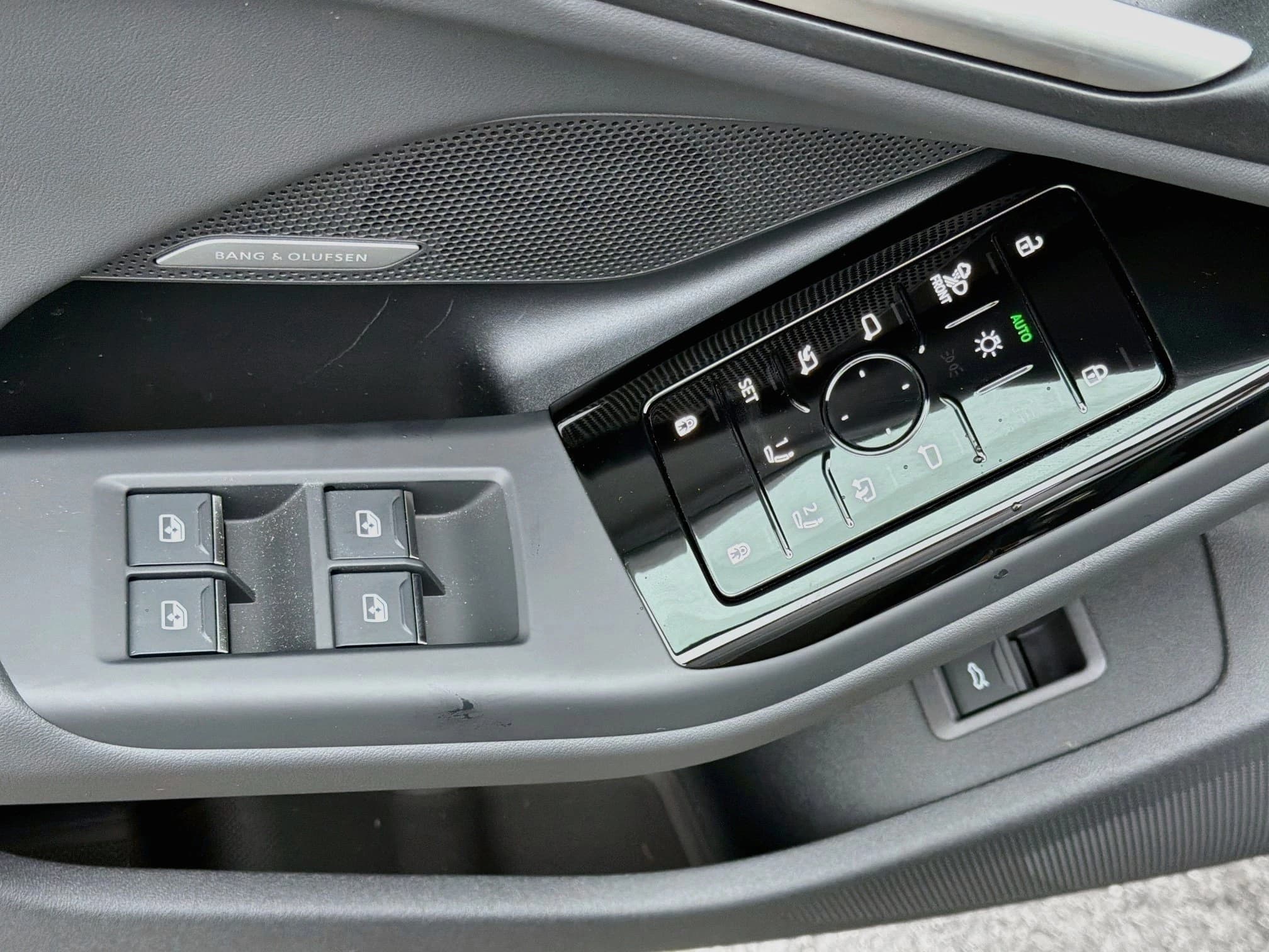 Audi A6 e-tron Premium Plus quattro 2027 — side view