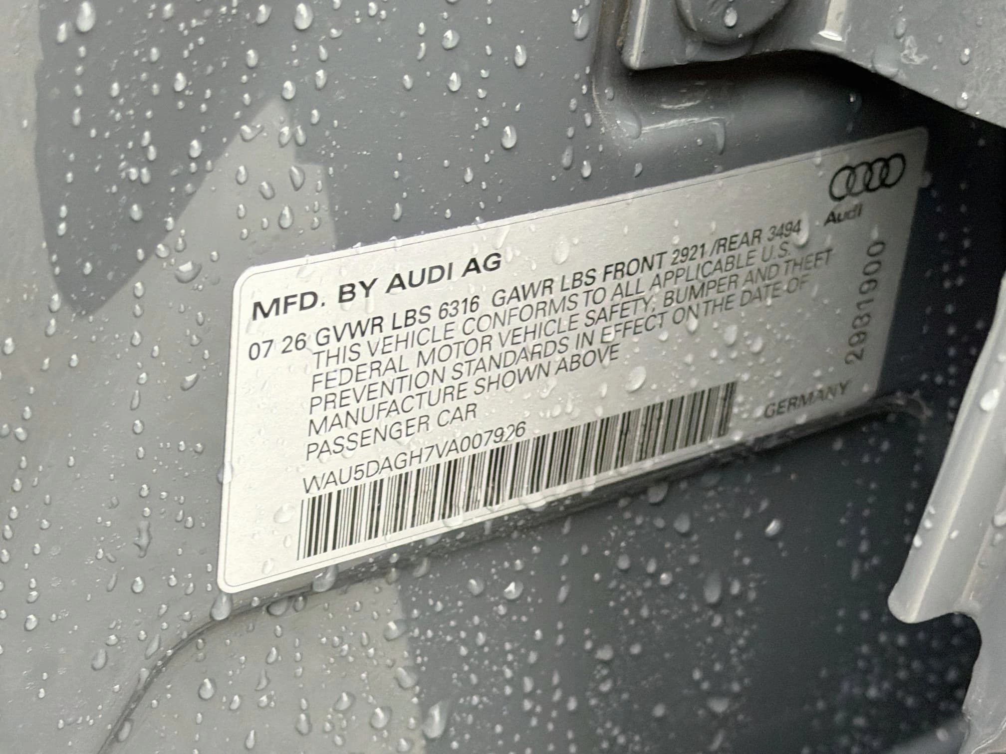 Audi A6 e-tron Premium Plus quattro 2027 — side view