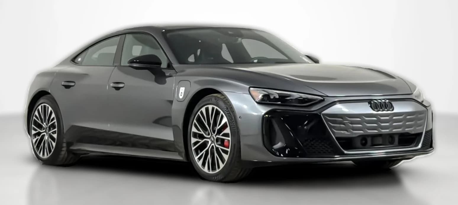 Audi S e-tron GT Premium Plus quattro 2026 — side view