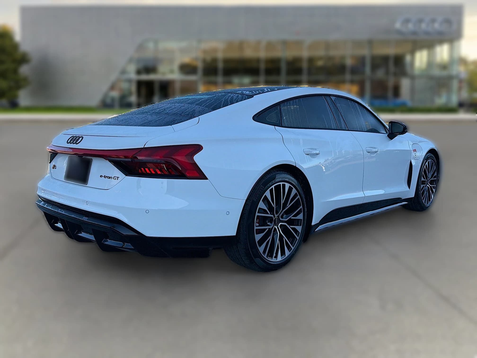 Audi S e-tron GT Prestige quattro 2026 — side view