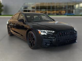 Audi S8 Base quattro