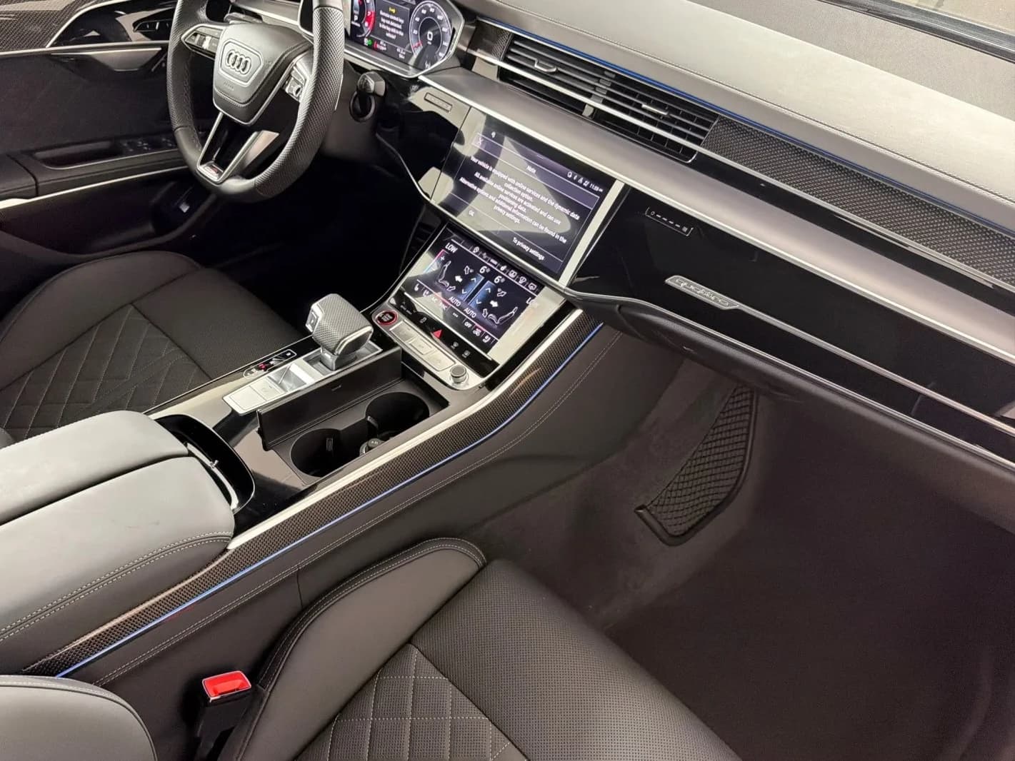 Audi S8 Base quattro 2026 — side view