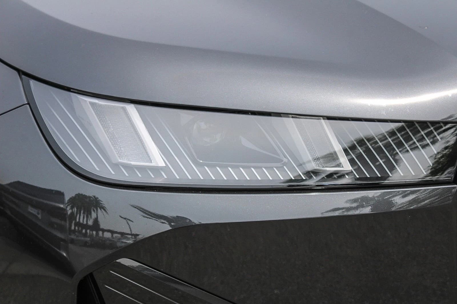 BMW iX xDrive60 Sports Activity Vehicle 2026 — side view
