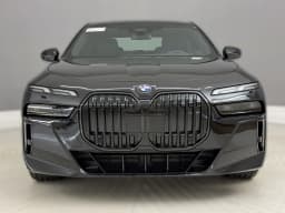 BMW 7 Series 740i Sedan 2026 — side view