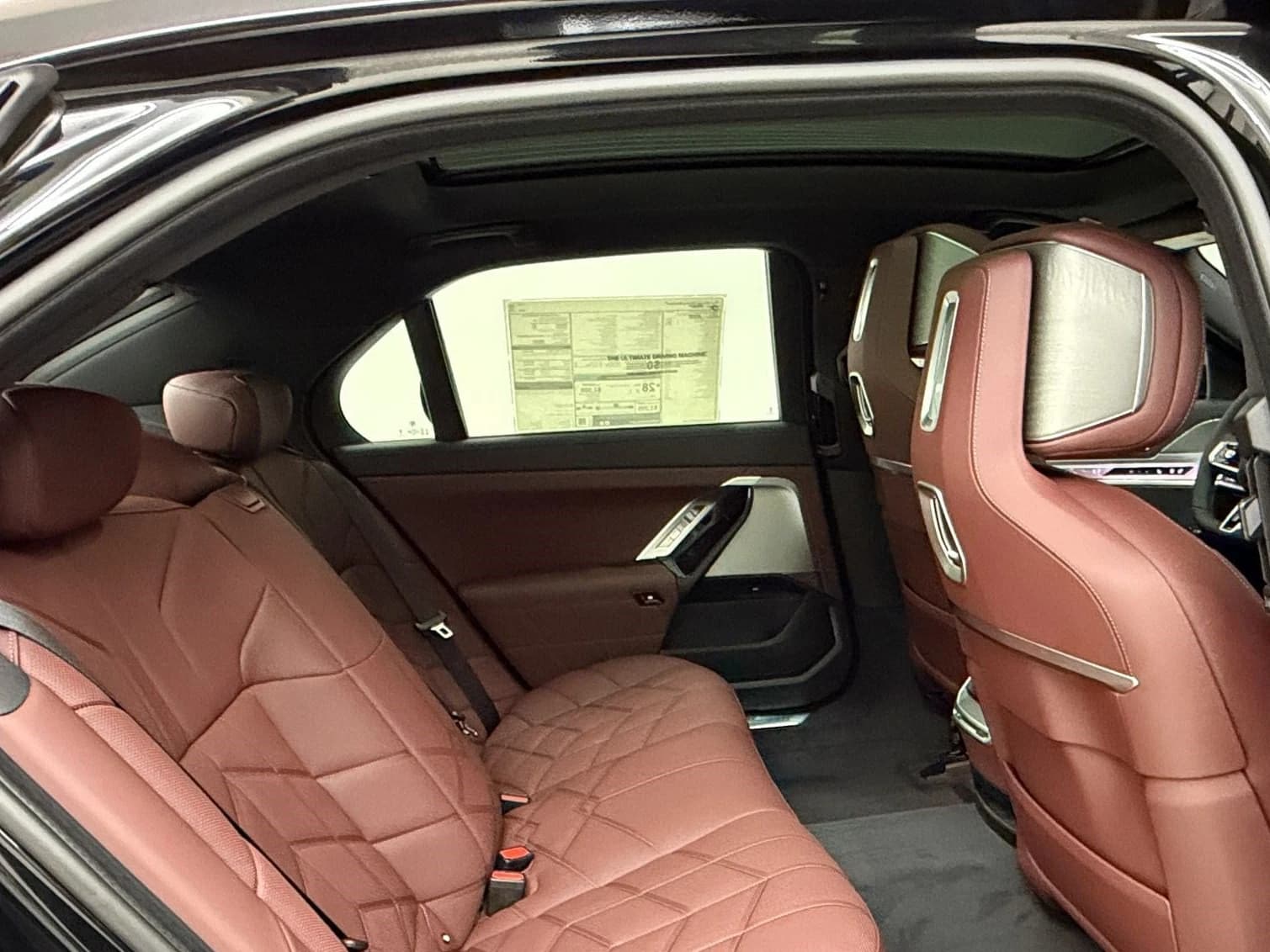 BMW 7 Series 740i Sedan 2026 — side view