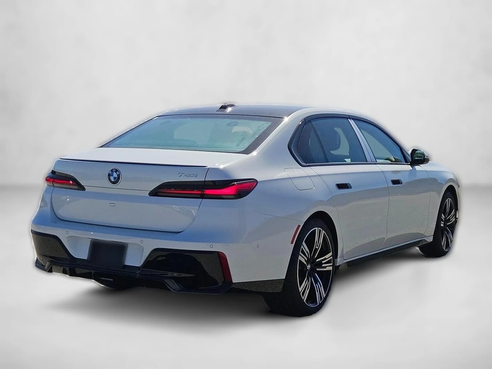BMW 7 Series 740i Sedan 2026 — side view