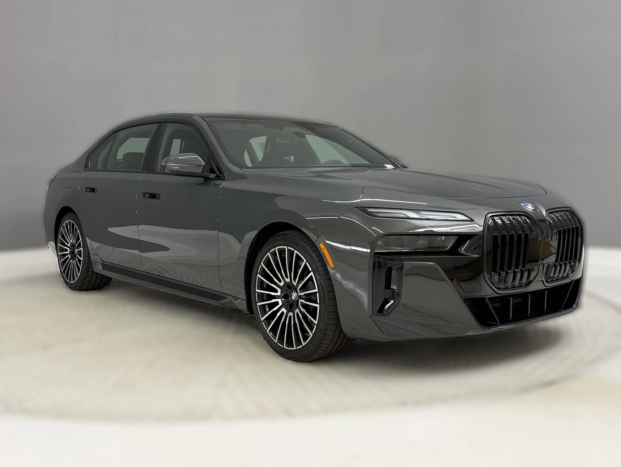 BMW 7 Series 740i Sedan 2026 — side view