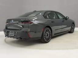BMW 7 Series 740i Sedan 2026 — side view