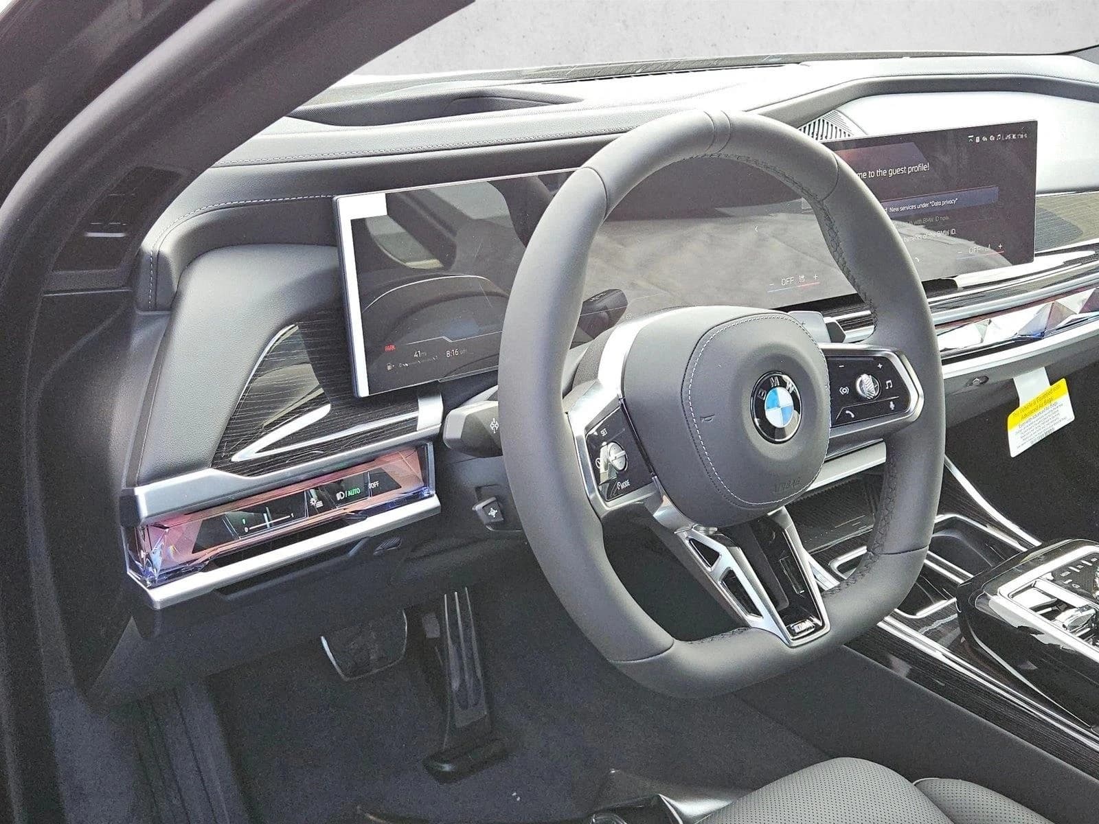 BMW 7 Series 740i Sedan 2026 — side view