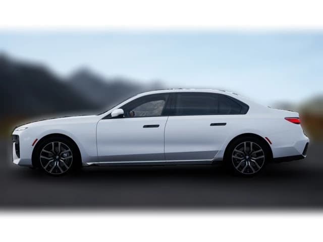 BMW 7 Series 740i Sedan 2026 — side view