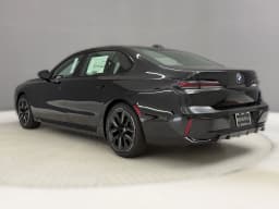 BMW 7 Series 740i Sedan 2026 — side view