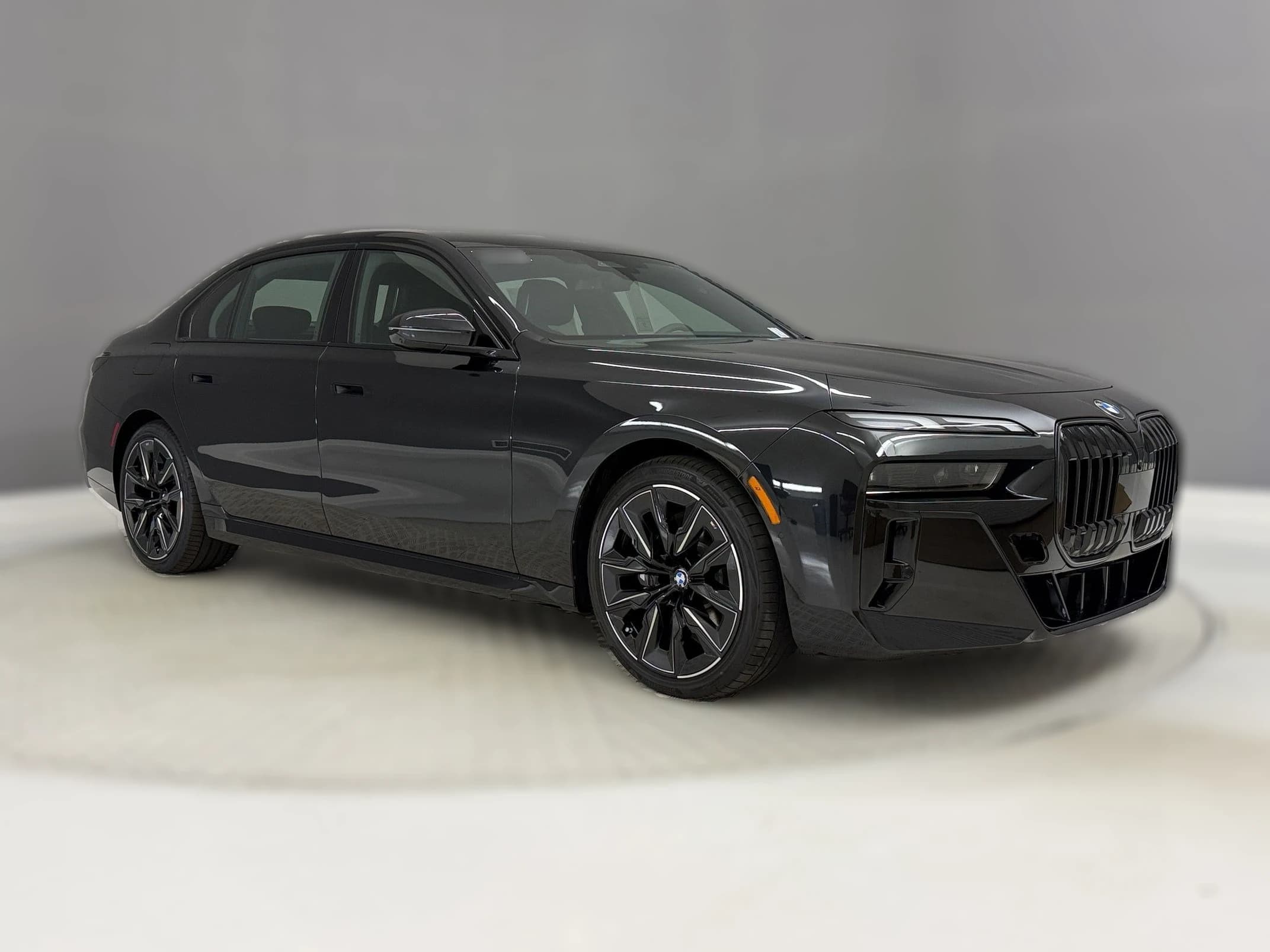 BMW 7 Series 740i Sedan 2026 — side view