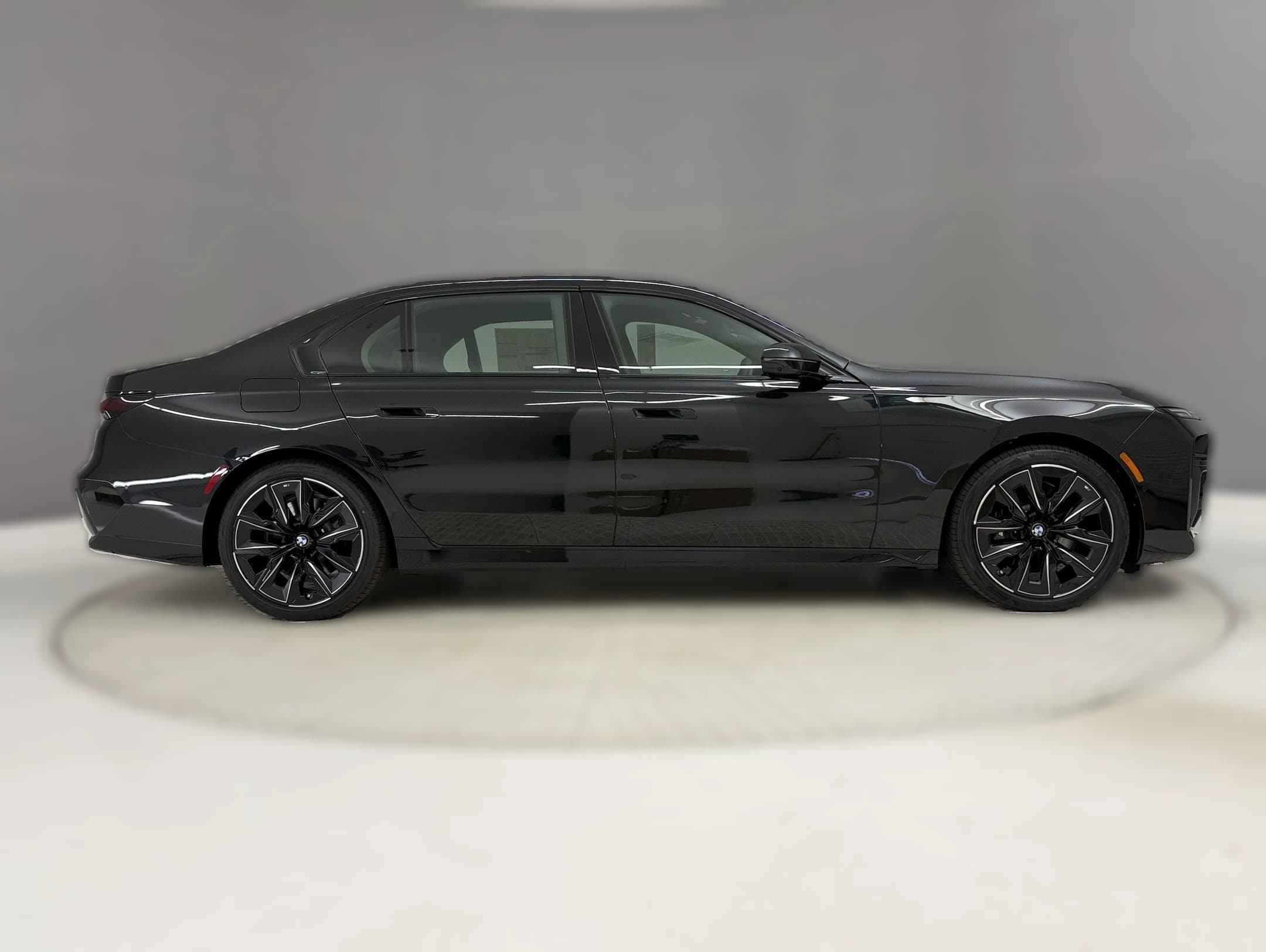 BMW 7 Series 740i Sedan 2026 — side view