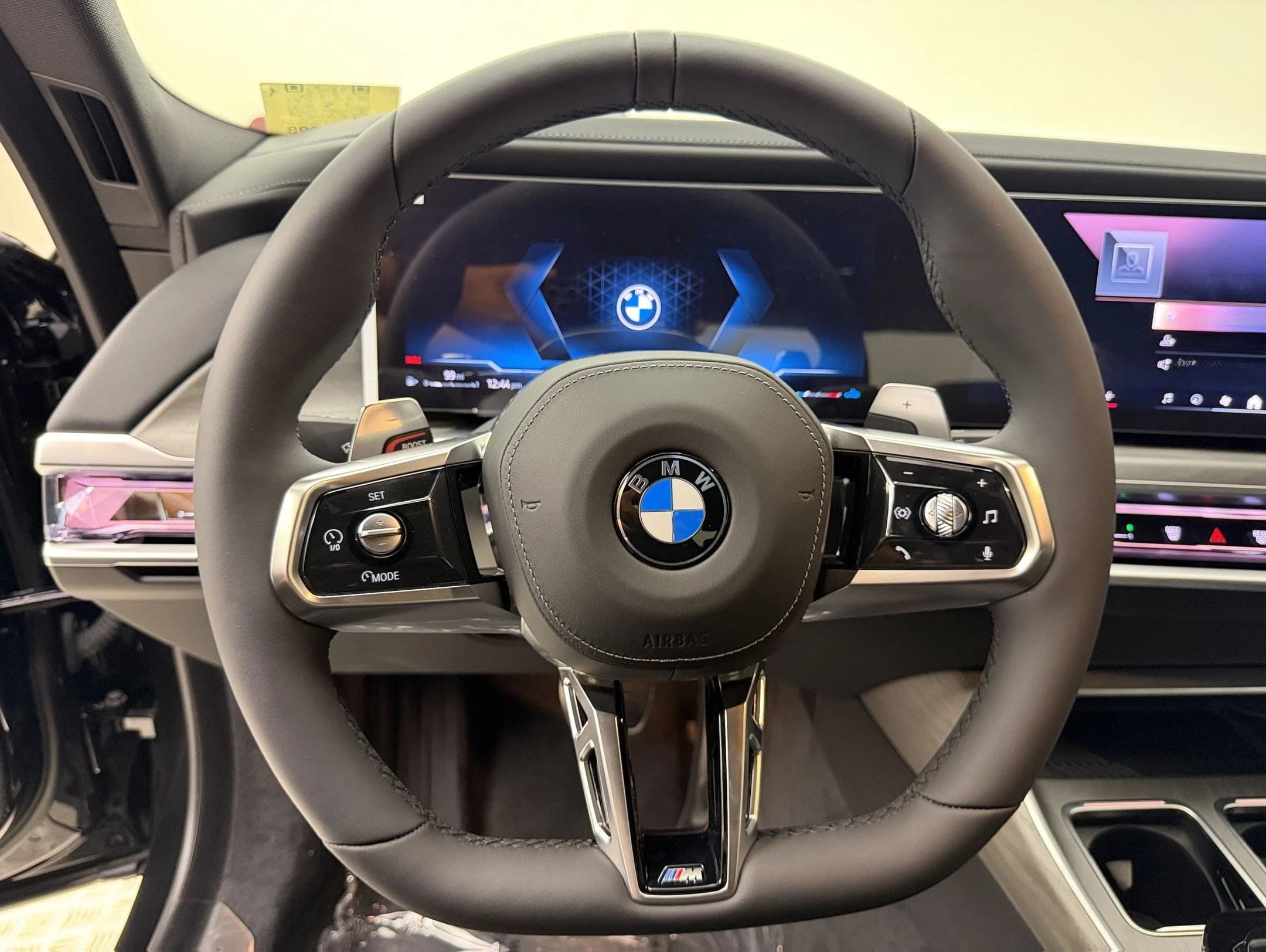 BMW 7 Series 740i Sedan 2026 — side view