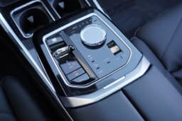 BMW 7 Series 740i Sedan 2026 — side view