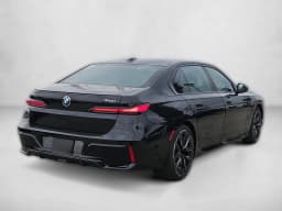 BMW 7 Series 740i Sedan 2026 — side view