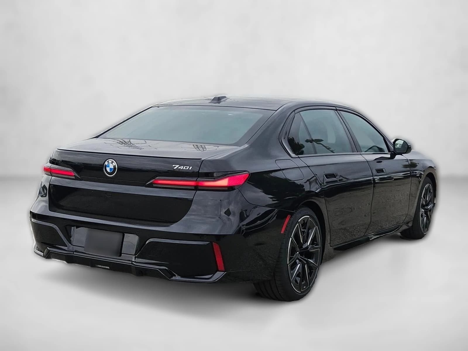 BMW 7 Series 740i Sedan 2026 — side view