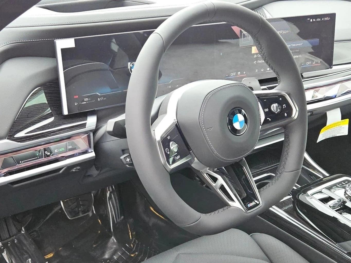 BMW 7 Series 740i Sedan 2026 — side view