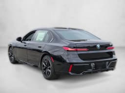 BMW 7 Series 740i Sedan 2026 — side view