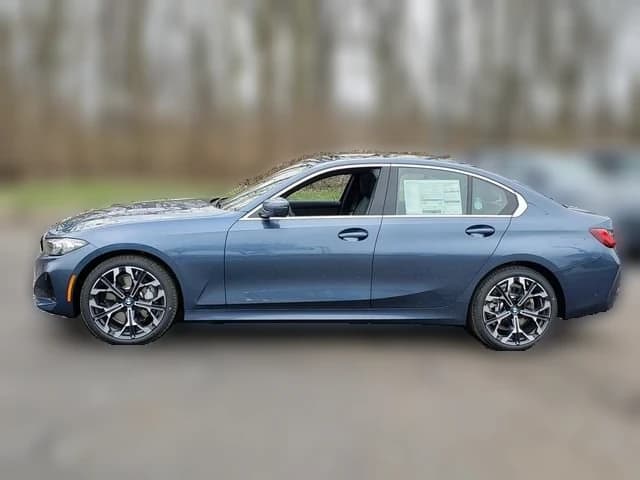 BMW 3 Series 330i xDrive Sedan 2026 — side view