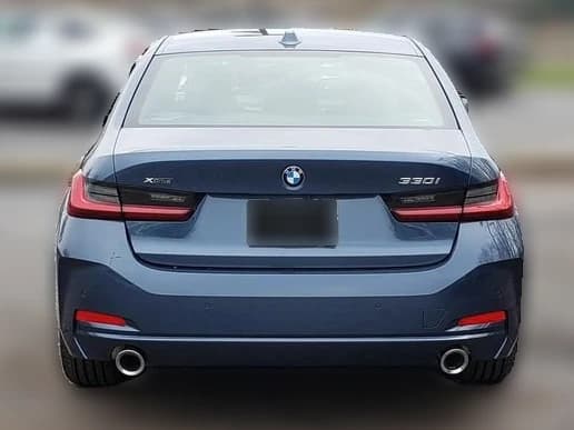 BMW 3 Series 330i xDrive Sedan 2026 — side view