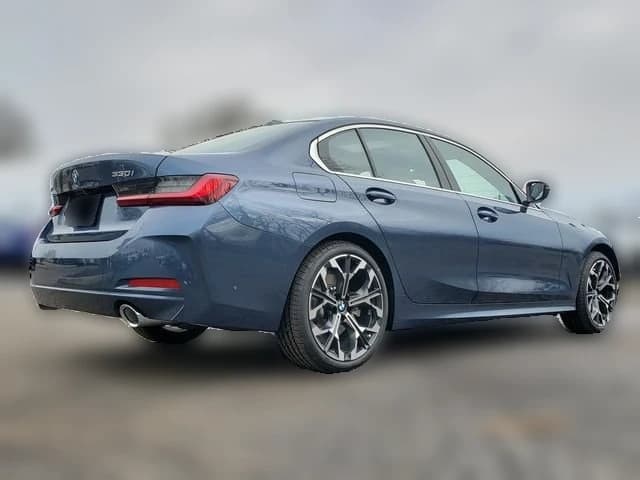 BMW 3 Series 330i xDrive Sedan 2026 — side view